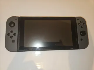 Nintendo Switch + funda personalizada
