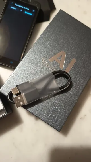 Traduttore Vocale AI Translator