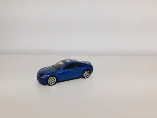 Matchbox Infiniti Azul
