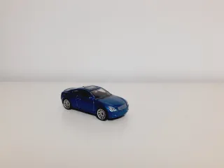 Matchbox Infiniti Azul