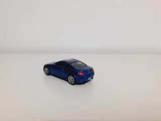 Matchbox Infiniti Azul