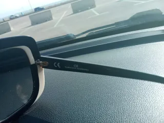 Gafas de sol mujer Carolina Herrera negras