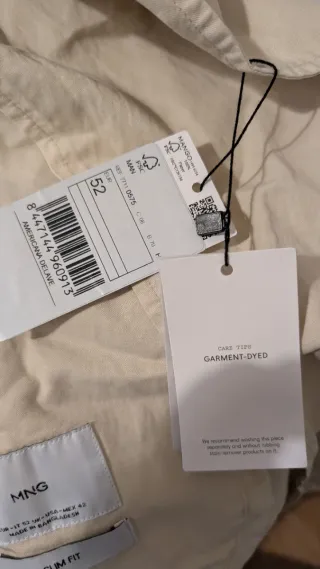 Americana beige de lino sin estrenar, con etiqueta