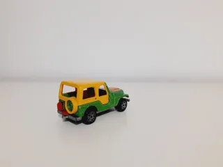Coche Majorette Jeep