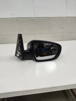 Espejo retrovisor derecho Kia Carens 4 de 2016