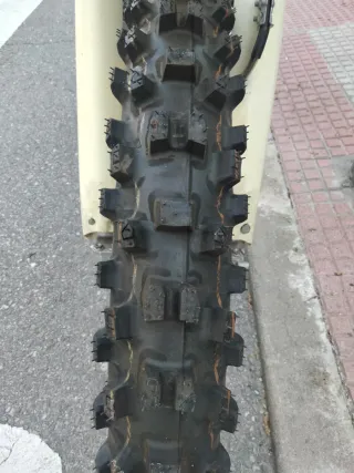 Suzuki RM-Z 450 Cross - Parada por Lesión