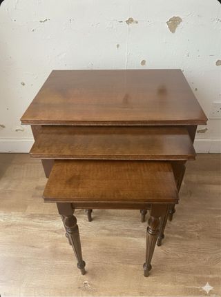 Tavoli nido vintage in legno