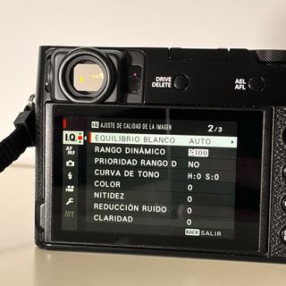 Fujifilm X100V Cámara Digital