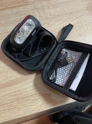 Linterna frontal LED pesca