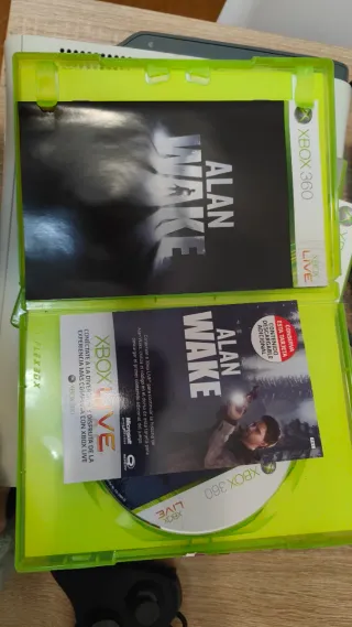 Xbox 360 60HD (non carica giochi) con 3 giochi