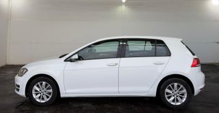 VW GOLF ADVANCE 1.6TDi 105CV MANUAL BlueMotion
