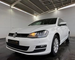 VW GOLF ADVANCE 1.6TDi 105CV MANUAL BlueMotion