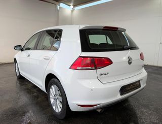 VW GOLF ADVANCE 1.6TDi 105CV MANUAL BlueMotion