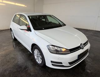 VW GOLF ADVANCE 1.6TDi 105CV MANUAL BlueMotion
