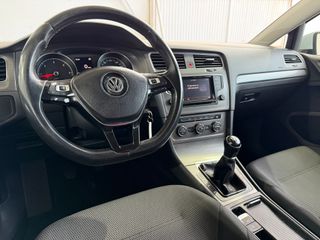 VW GOLF ADVANCE 1.6TDi 105CV MANUAL BlueMotion