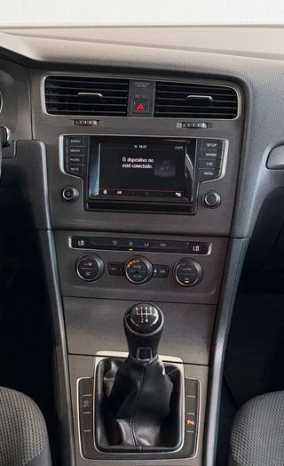 VW GOLF ADVANCE 1.6TDi 105CV MANUAL BlueMotion