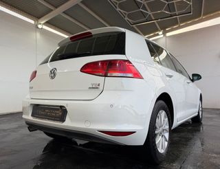 VW GOLF ADVANCE 1.6TDi 105CV MANUAL BlueMotion