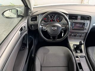 VW GOLF ADVANCE 1.6TDi 105CV MANUAL BlueMotion