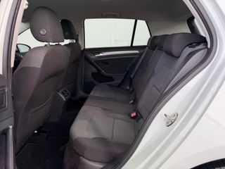 VW GOLF ADVANCE 1.6TDi 105CV MANUAL BlueMotion