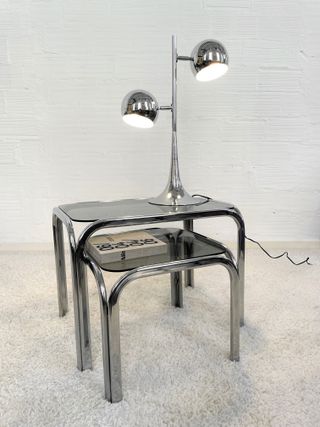 LÁMPARA SOBREMESA EYEBALL. ITALIA 70s