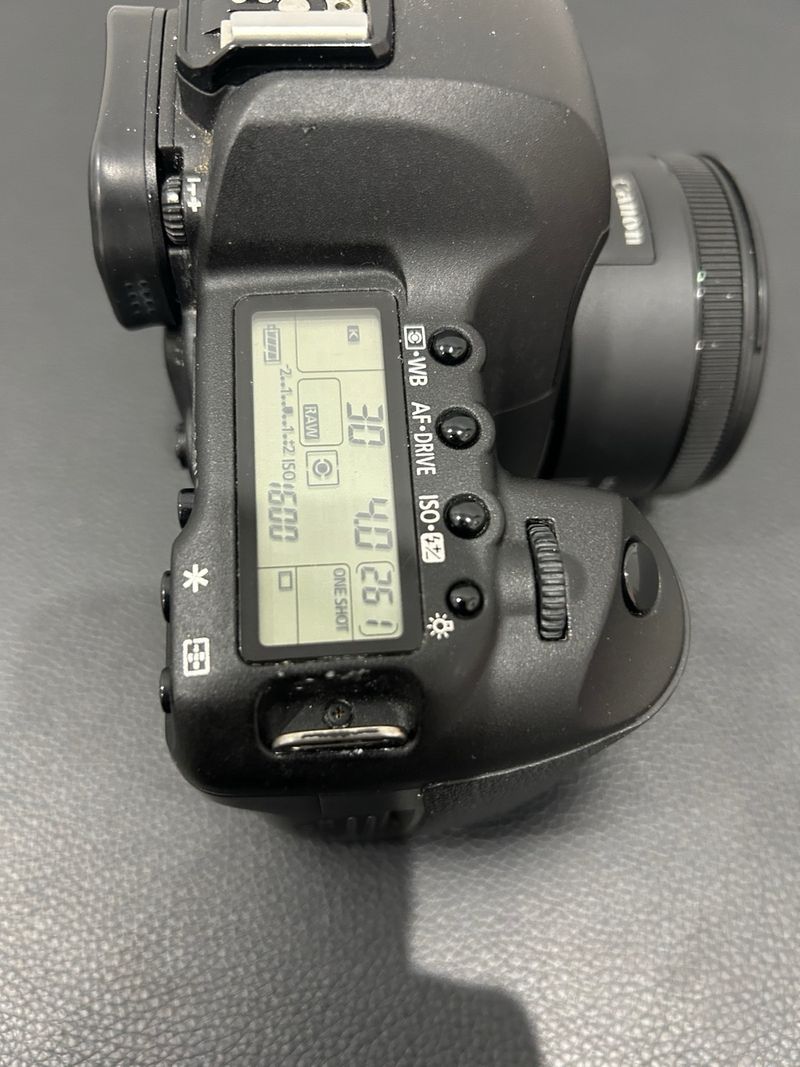 Canon 5D Mark ii + lente 50mm f/1.8 STM afbeelding 3