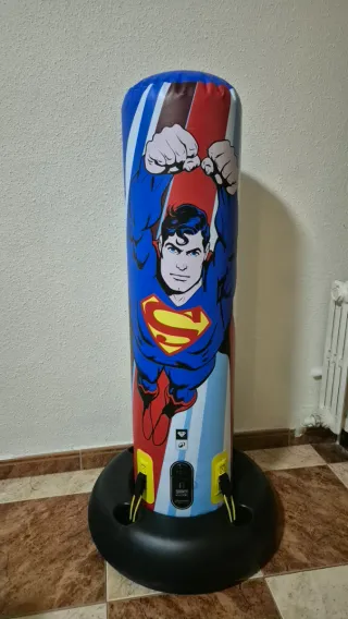 Saco de boxeo infantil Superman nuevo