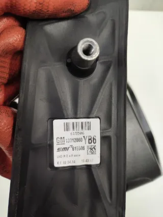 Espejo retrovisor derecho Opel Zafira B de 2010