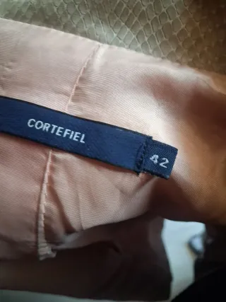 Chaqueta efecto piel beige