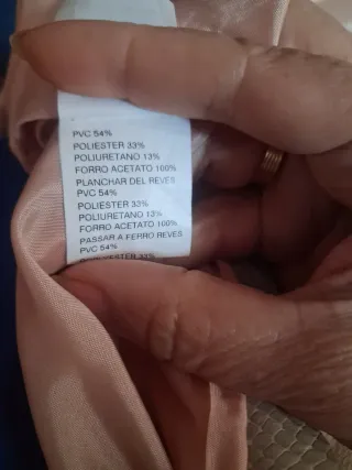 Chaqueta efecto piel beige