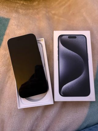 iPhone 15 Pro Negro/Azul Marino