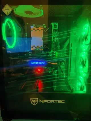 PC Gaming Nfortec con RGB