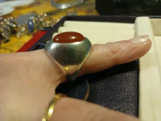 Anillo cabujón ovalado vintage .