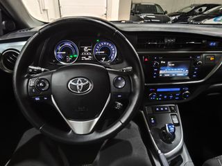 Toyota Auris Touring Sports TECHO PANORÁMICO