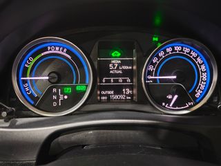 Toyota Auris Touring Sports TECHO PANORÁMICO