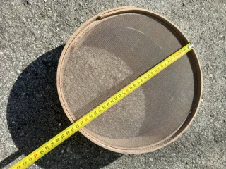 Lote de 2 Cribas / Tamices Metálicos