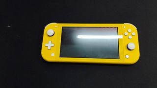 Nintendo Switch Lite Giallo