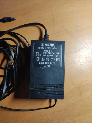Alimentatore Yamaha Tastiere