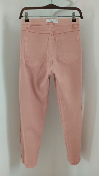 Pantalón vaquero rosa Stradivarius