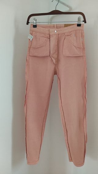 Pantalón vaquero rosa Stradivarius