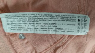 Pantalón vaquero rosa Stradivarius