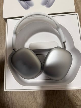 AirPods Max Apple Plateados