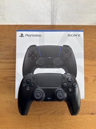 Mando PS5 DualSense negro con caja – Buen estado