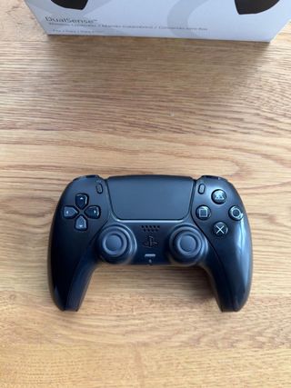 Mando PS5 DualSense negro con caja – Buen estado