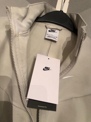 Cazadora Nike niño sin estrenar