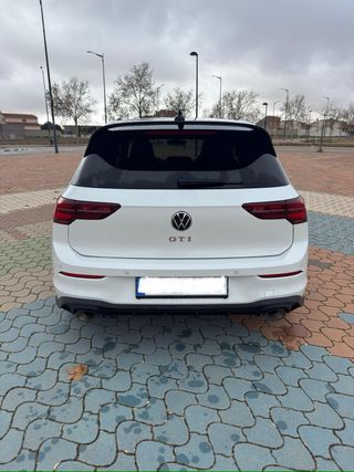 VOLKSWAGEN GOLF GTI 8 CLUBSPORT 45 ANIVERSARIO 21