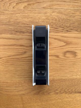 Cargador original mandos PS5 con caja