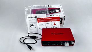 Focusrite Scarlett 2i2 1ª Gen Interfaccia Audio USB