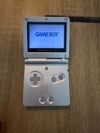 Nintendo Game Boy Advance SP Plata