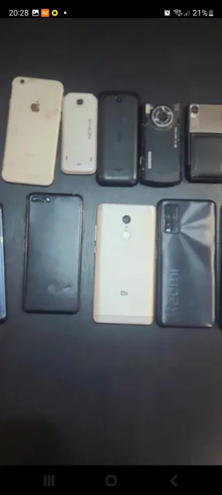 Conjunto 12 Telemóveis Variados