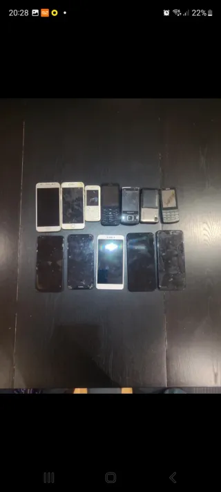 Conjunto 12 Telemóveis Variados